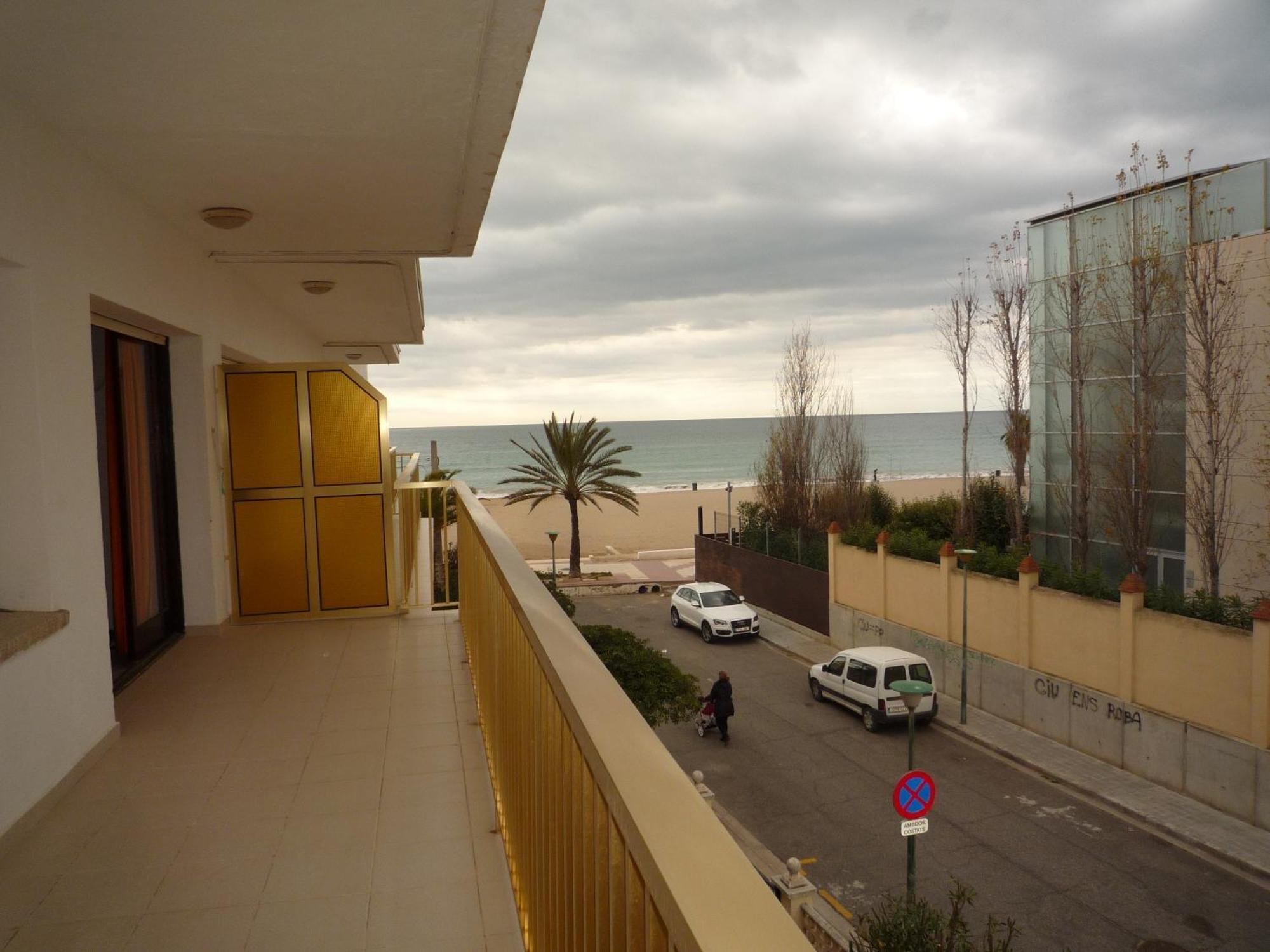 Villa Service - Apartamentos Aransol El Vendrell Ruang foto